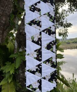 White flowers No5 Table Runner